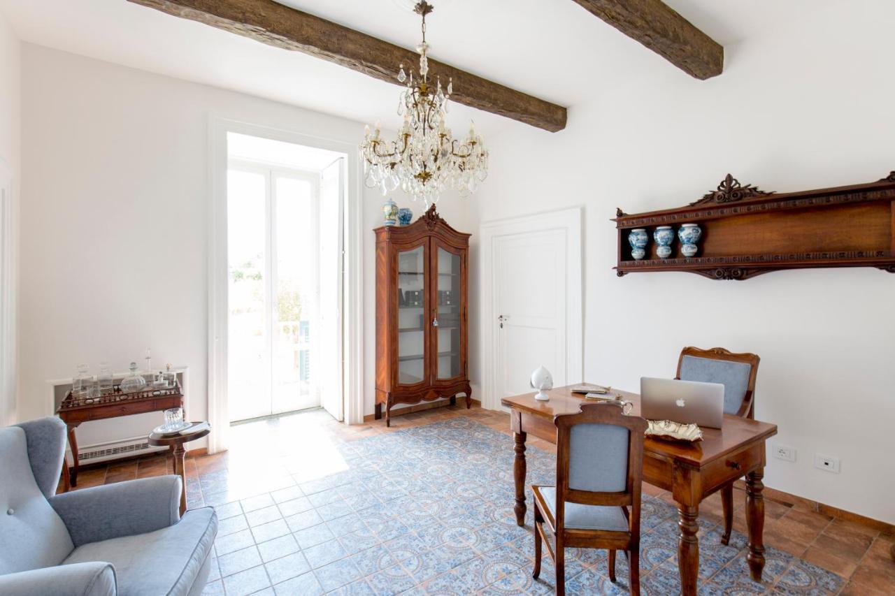 Palazzo Cacace Relais 호텔 메타 외부 사진